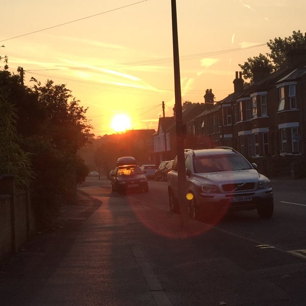 West Sutton Railway Station (WSU) Gander Green Lane