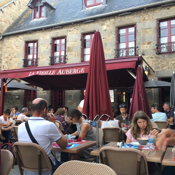 Photo taken at La Vieille Auberge by Emy D. on 7/18/2017