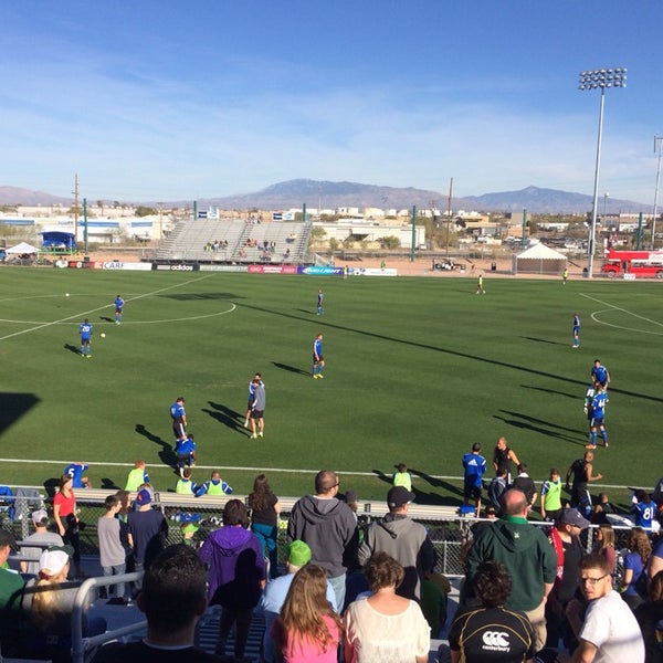 2/8/2014 tarihinde David S.ziyaretçi tarafından FC Tucson'de çekilen fotoğraf