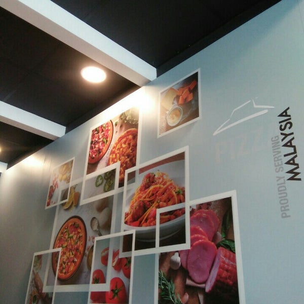 Pizza Hut Bandar Seri Putra Bangi Pizza Place