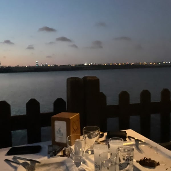 Foto scattata a Papuli Restaurant da ⭐️ Rafet ŞAHİN      🇹🇷 il 6/19/2022