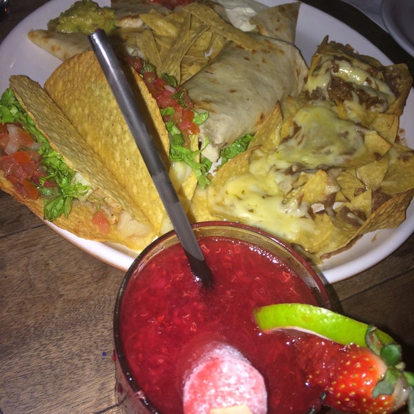 10/16/2015にMichele S.がGuacamole Cocina Mexicanaで撮った写真