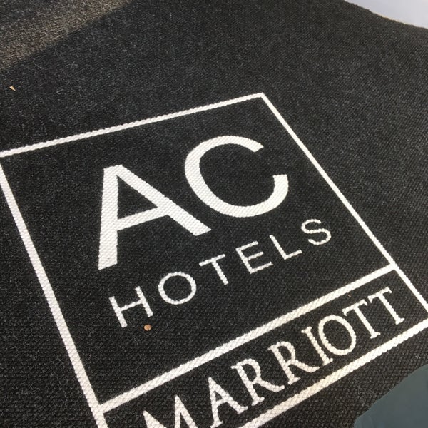 Photo taken at AC Hotel by Marriott Atlanta Buckhead at Phipps Plaza by Daniel P. on 2/8/2018