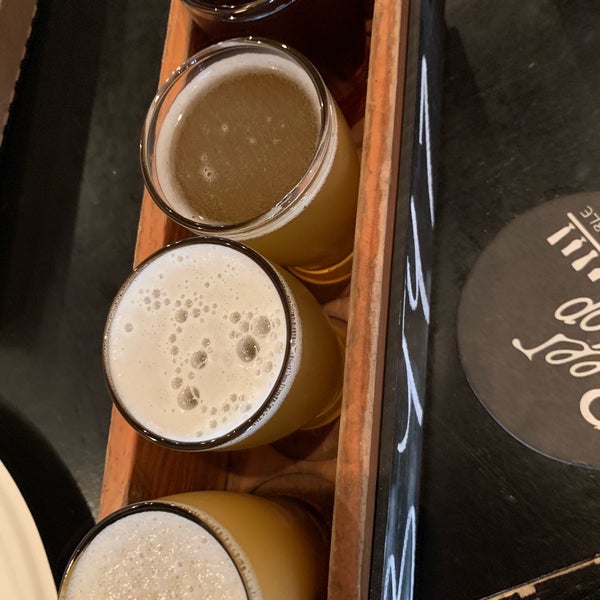 Das Foto wurde bei Beer Shop NYC von Scott F. am 7/20/2019 aufgenommen