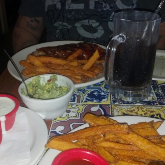 Photo taken at Chili&#39;s Grill &amp; Bar by Shanti S. on 1/13/2013