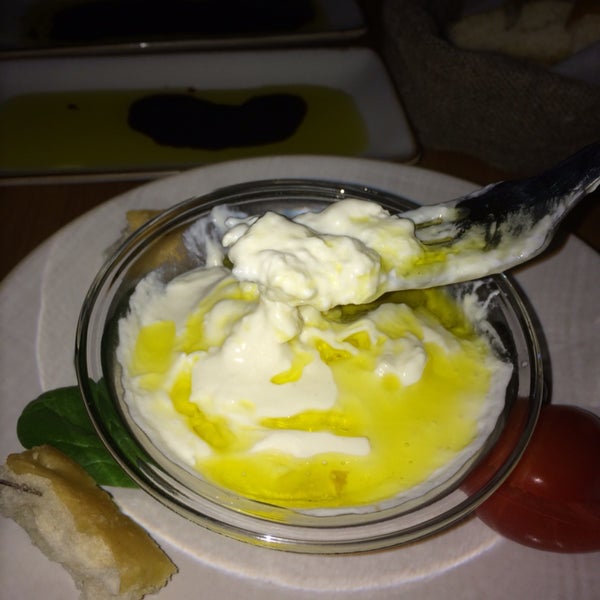 Burrata with truffle oil is simply super delicious, melts in your mouth. Besides that, its just another ordinary pizza place. Pizza is bland and tiramisu is too sweet.