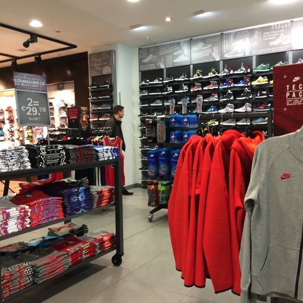 shoeper store