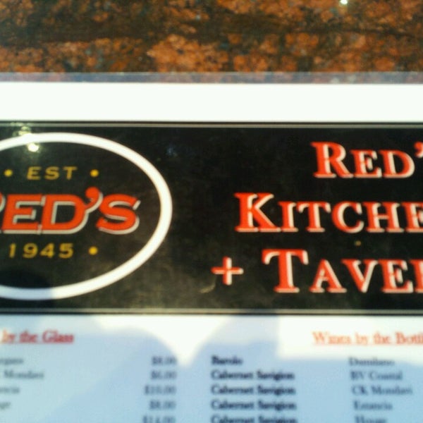 Photo taken at Red&#39;s Kitchen &amp; Tavern by Beth Marie R. on 3/23/2013