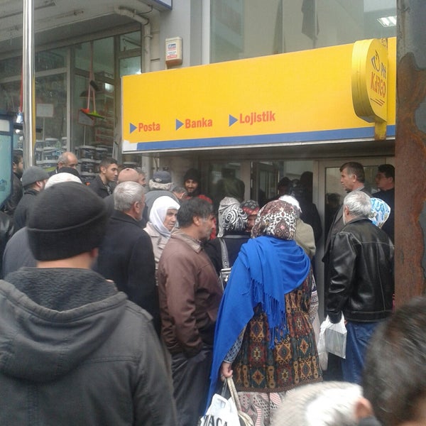 1 yaş kabarık elbise