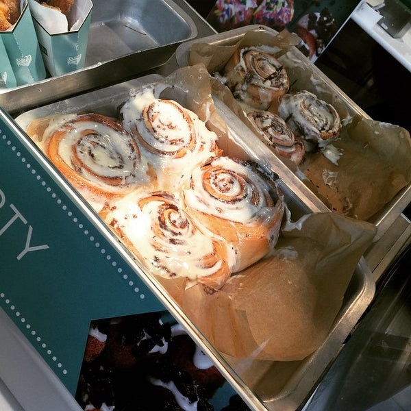 Упаковка для булочек Cinnabon