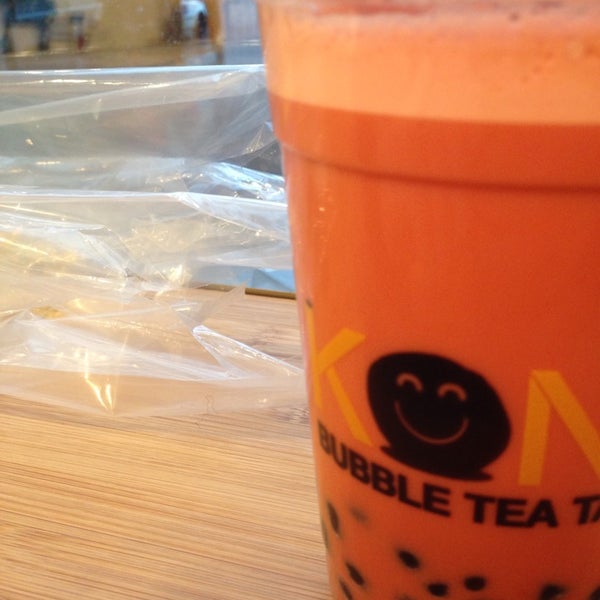 10/12/2013にMasha S.がKony Bubble Teaで撮った写真
