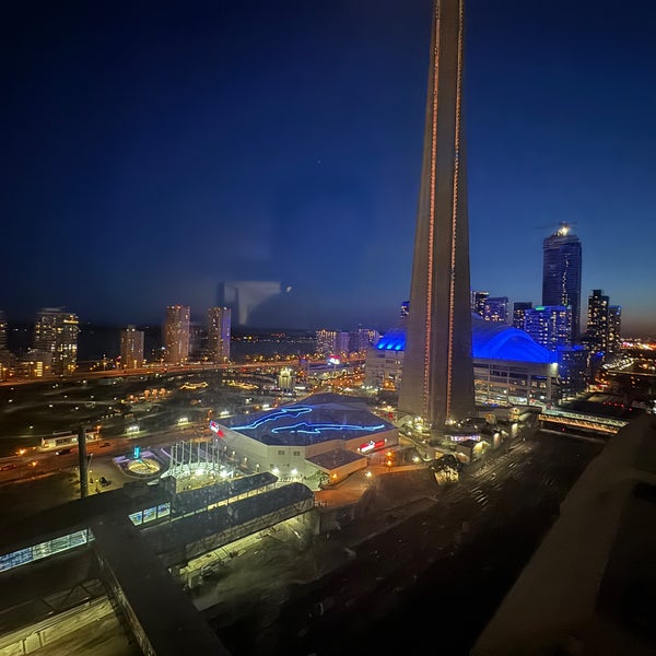 4/9/2024 tarihinde DocJamziyaretçi tarafından InterContinental Toronto Centre'de çekilen fotoğraf