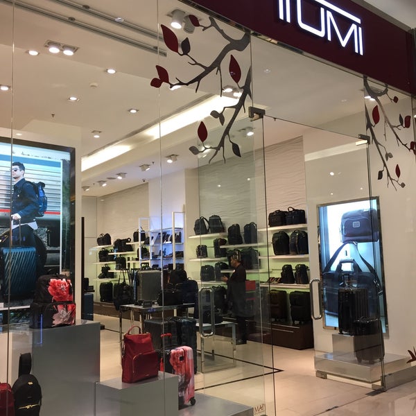 Tumi top pacific place