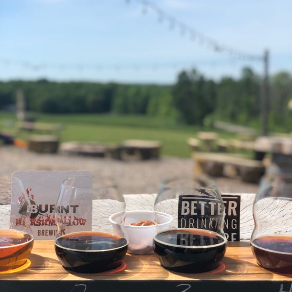 Photo taken at Burnt Marshmallow Brewing and Rudbeckia Winery by Jason L. on 6/6/2018