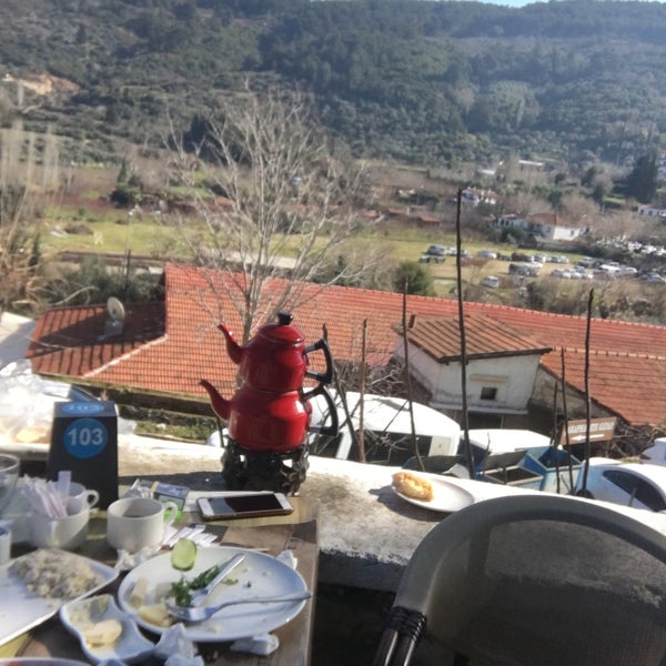 Foto diambil di Artemis Restaurant &amp; Şarap Evi oleh ✅Yunus Ç. pada 2/6/2022