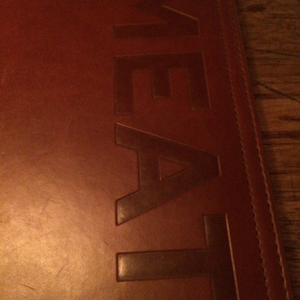 Foto diambil di Meat Bar oleh matt s. pada 11/24/2014