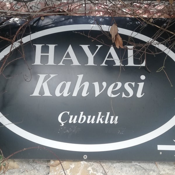 Das Foto wurde bei Hayal Kahvesi von Kıvanç D. am 10/7/2019 aufgenommen