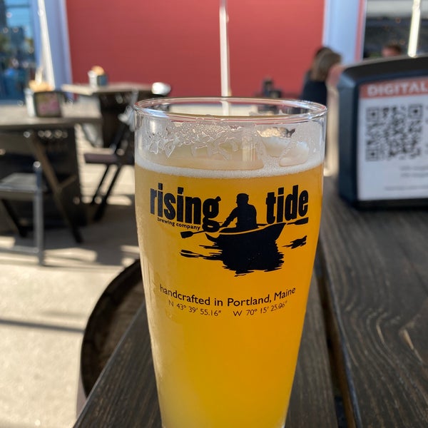 Photo taken at Rising Tide Brewing Company by Diana C. on 10/7/2021