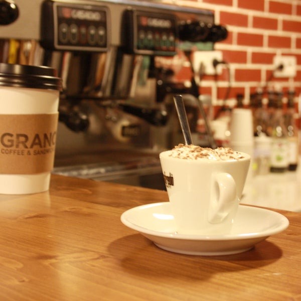 12/4/2014 tarihinde Grano Coffee &amp; Sandwichesziyaretçi tarafından Grano Coffee &amp; Sandwiches'de çekilen fotoğraf