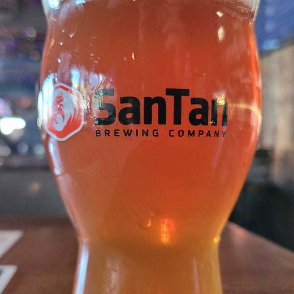Photo taken at SanTan Brewing Company by Eastman on 12/23/2022