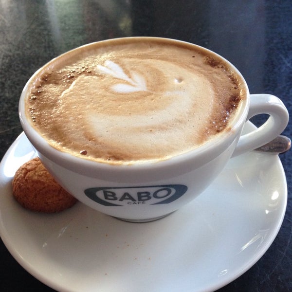 รูปภาพถ่ายที่ Babo Café โดย Vasilis G. เมื่อ 11/13/2014