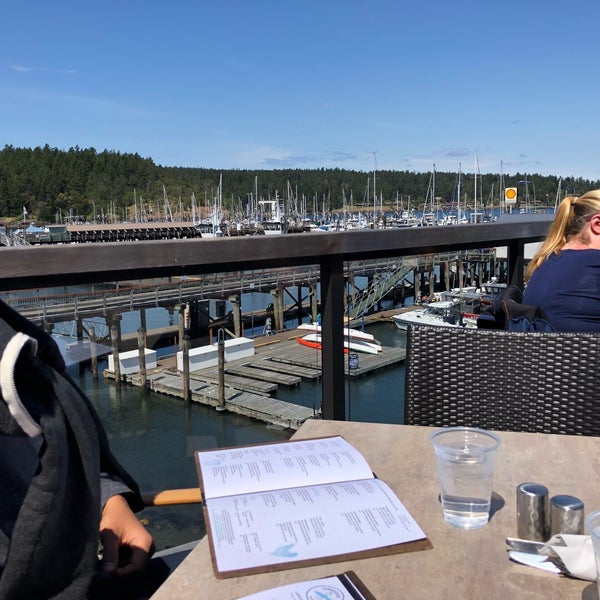 Photo taken at Downriggers Restaurant by Sonia D. on 5/20/2018