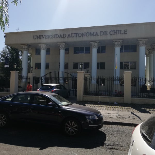 Foto diambil di Universidad Autónoma de Chile oleh J. Pablo V. pada 11/27/2018