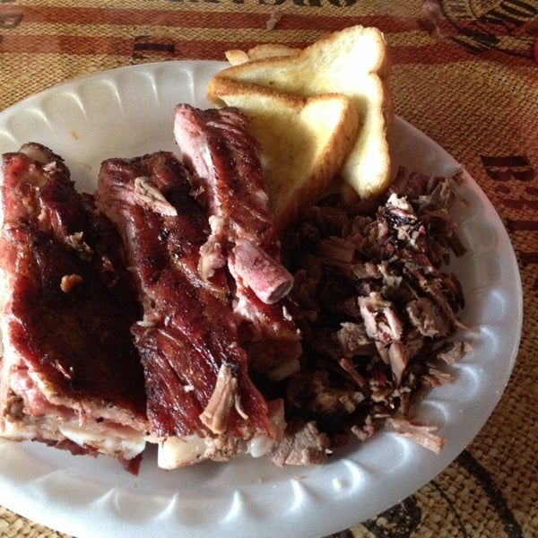 Photo taken at Leo&#39;s Barbecue by Rick P. on 7/31/2014
