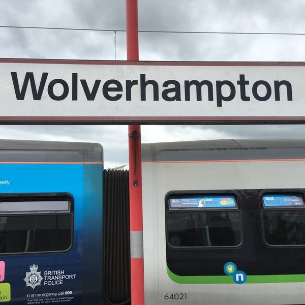 Photo taken at Wolverhampton Railway Station (WVH) by Domo N. on 7/10/2016