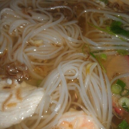 รูปภาพถ่ายที่ Leanh&#39;s Chinese Restaurant โดย Christine T. เมื่อ 11/10/2012