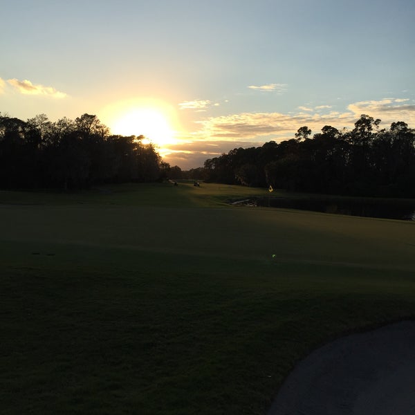 รูปภาพถ่ายที่ Disney&#39;s Magnolia Golf Course โดย Chris R. เมื่อ 1/20/2015