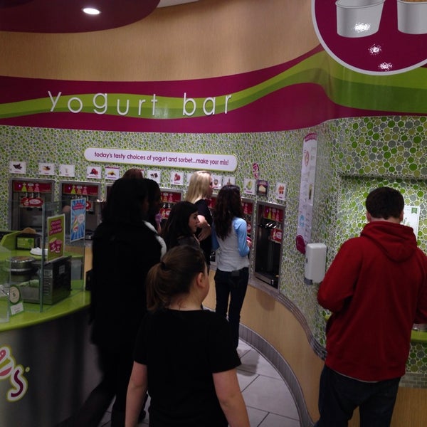Photo taken at Menchie&#39;s by Sunny S. on 3/1/2014