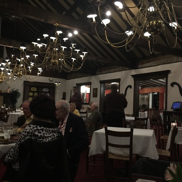 Photo taken at Normandie Farm Restaurant by Michael D. on 4/3/2016