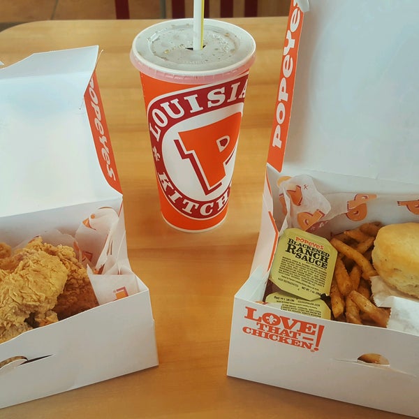 Popeyes Louisiana Kitchen Fried Chicken Joint in Columbus