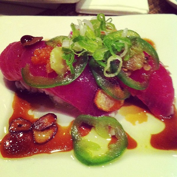 Das Foto wurde bei Bistro Ka Japanese Restaurant von Richard L. am 11/10/2012 aufgenommen
