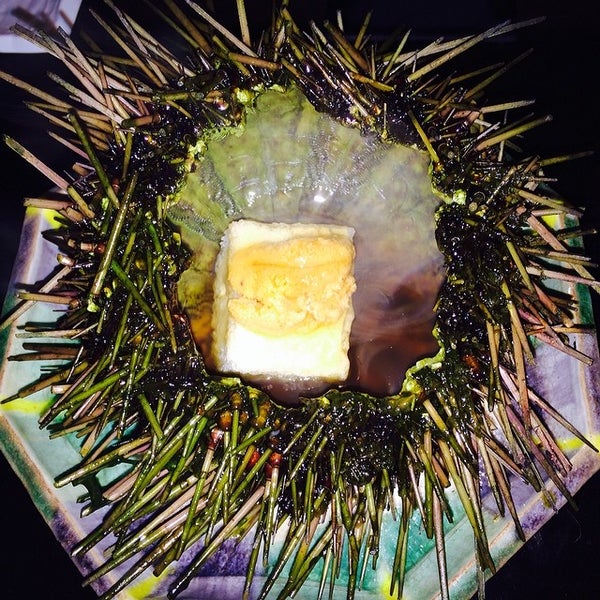 3/9/2014 tarihinde Peterziyaretçi tarafından Sushi Capitol'de çekilen fotoğraf