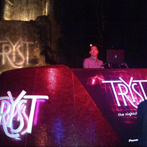 รูปภาพถ่ายที่ Tryst Night Club โดย Ivan L. เมื่อ 10/7/2012