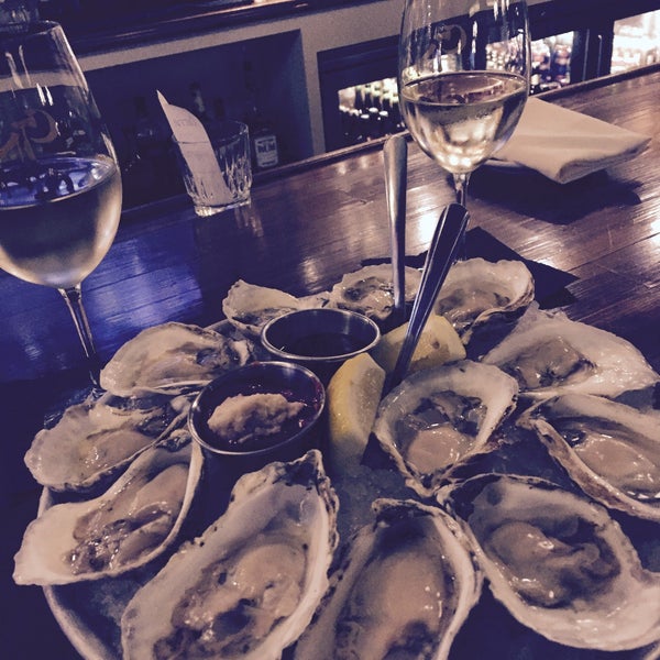 $1 oysters on Monday! Brilliant!