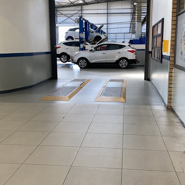 Hyundai Service Centre 39 ziyaretçi