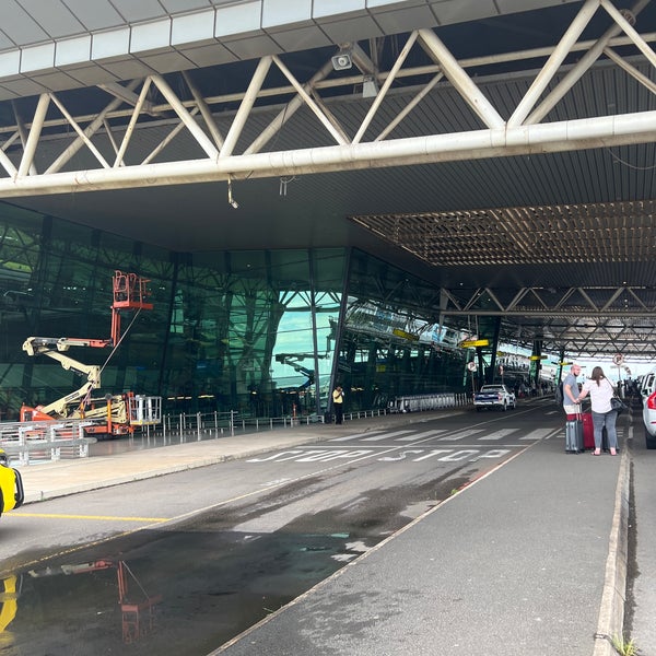 Photo taken at King Shaka International Airport (DUR) by Nicole M. on 3/24/2022