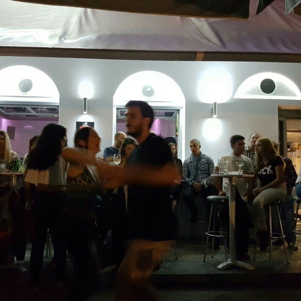 รูปภาพถ่ายที่ Bajamar Cocktail Bar โดย Георгий Ангеловичь เมื่อ 5/15/2016