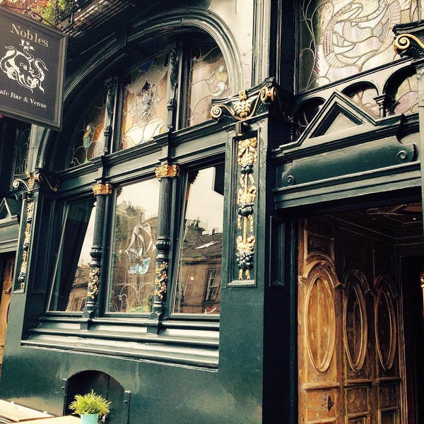 7/31/2015 tarihinde Niall T.ziyaretçi tarafından Nobles Cafe bar &amp; Restaurant'de çekilen fotoğraf