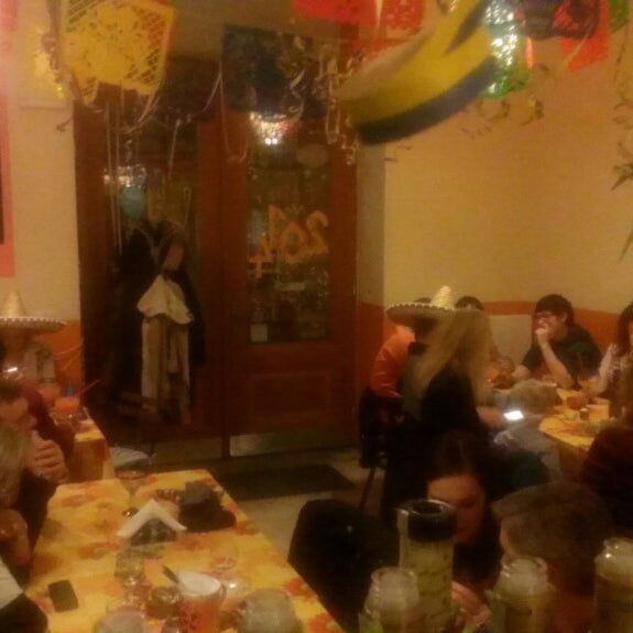 12/31/2013에 Elioth P.님이 Tacos El Paisa Prague에서 찍은 사진