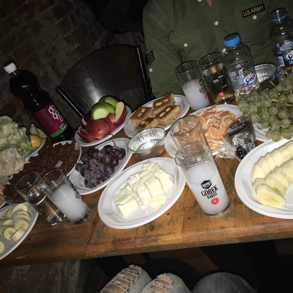 11/16/2016 tarihinde Orçun A.ziyaretçi tarafından Dokuzaltı Bar'de çekilen fotoğraf