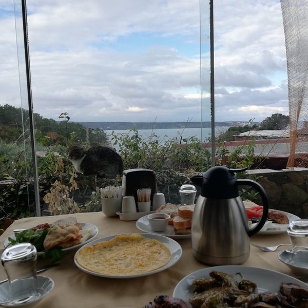 Foto tomada en Taşlıhan Restaurant  por Meltem Ö. el 12/30/2018