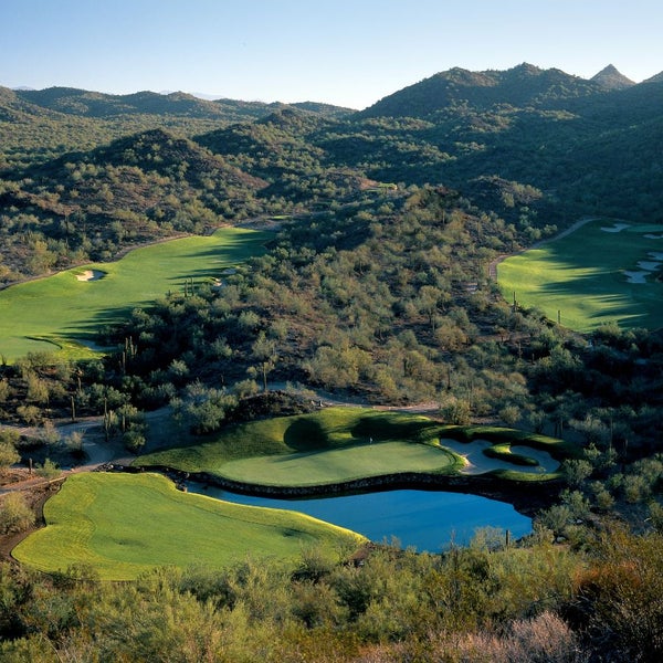 Expect dramatic views at Quintero, especially on the par 3s. #6 has a 160 foot drop, #9 a 180 foot drop and #16 a 90 foot plunge. If you like hitting shots with maximum hang time, this is your spot.