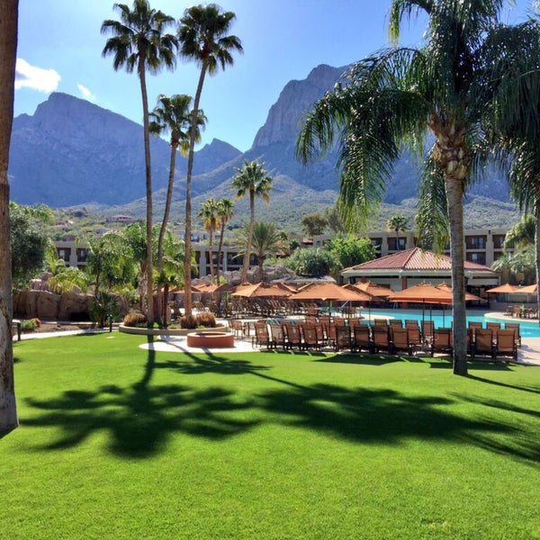 Photo taken at Hilton Tucson El Conquistador Golf &amp; Tennis Resort by Ricky P. on 3/20/2015