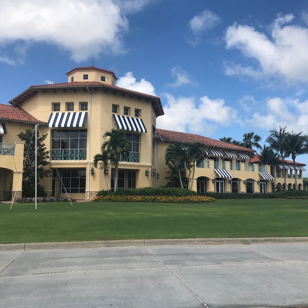 6/3/2018 tarihinde Ricky P.ziyaretçi tarafından Tiburón Golf Club'de çekilen fotoğraf