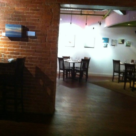 รูปภาพถ่ายที่ The Salt Exchange Restaurant โดย Rob F. เมื่อ 12/29/2012