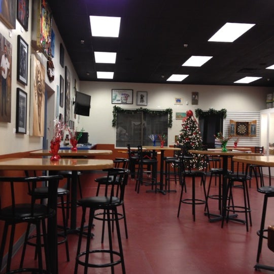 11/28/2012 tarihinde Sheryl H.ziyaretçi tarafından The Phoenix Ale Brewery'de çekilen fotoğraf